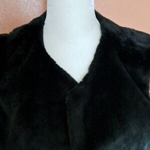 NWT Chic Black Women's Vest